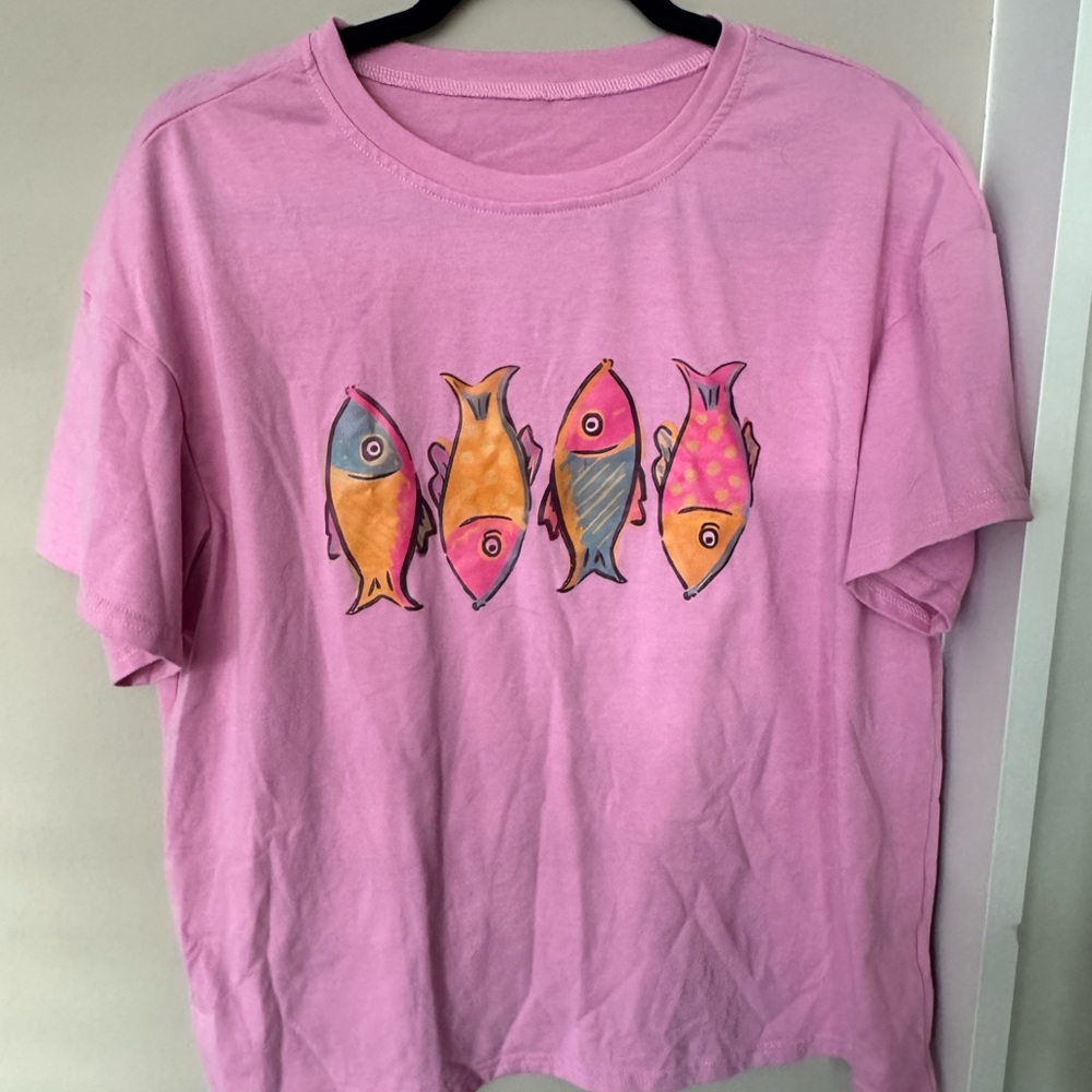 Lot of 2 Fish Graphic T-Shirts
